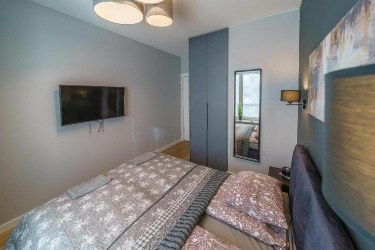 Spacious And Cozy-City Center-Snn65\59 Varsó Kültér fotó